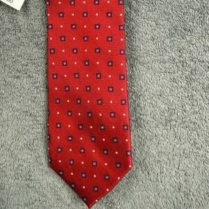 Roundtree & Yorke Tie Men's Silk Red Geometric Handmade Classic